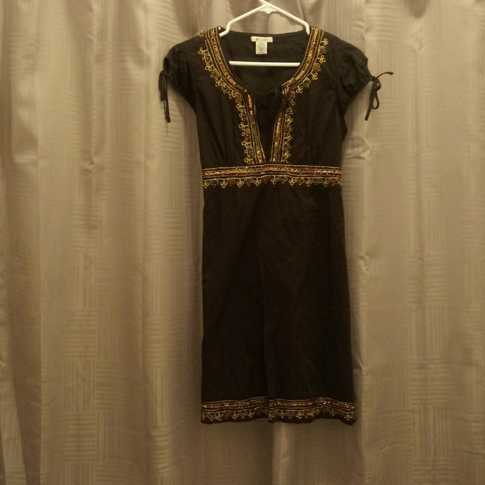 Dress - Picture 4 of 4